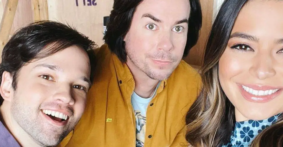 Nathan Kress Jerry Trainor and Miranda Cosgrove iCarly revival