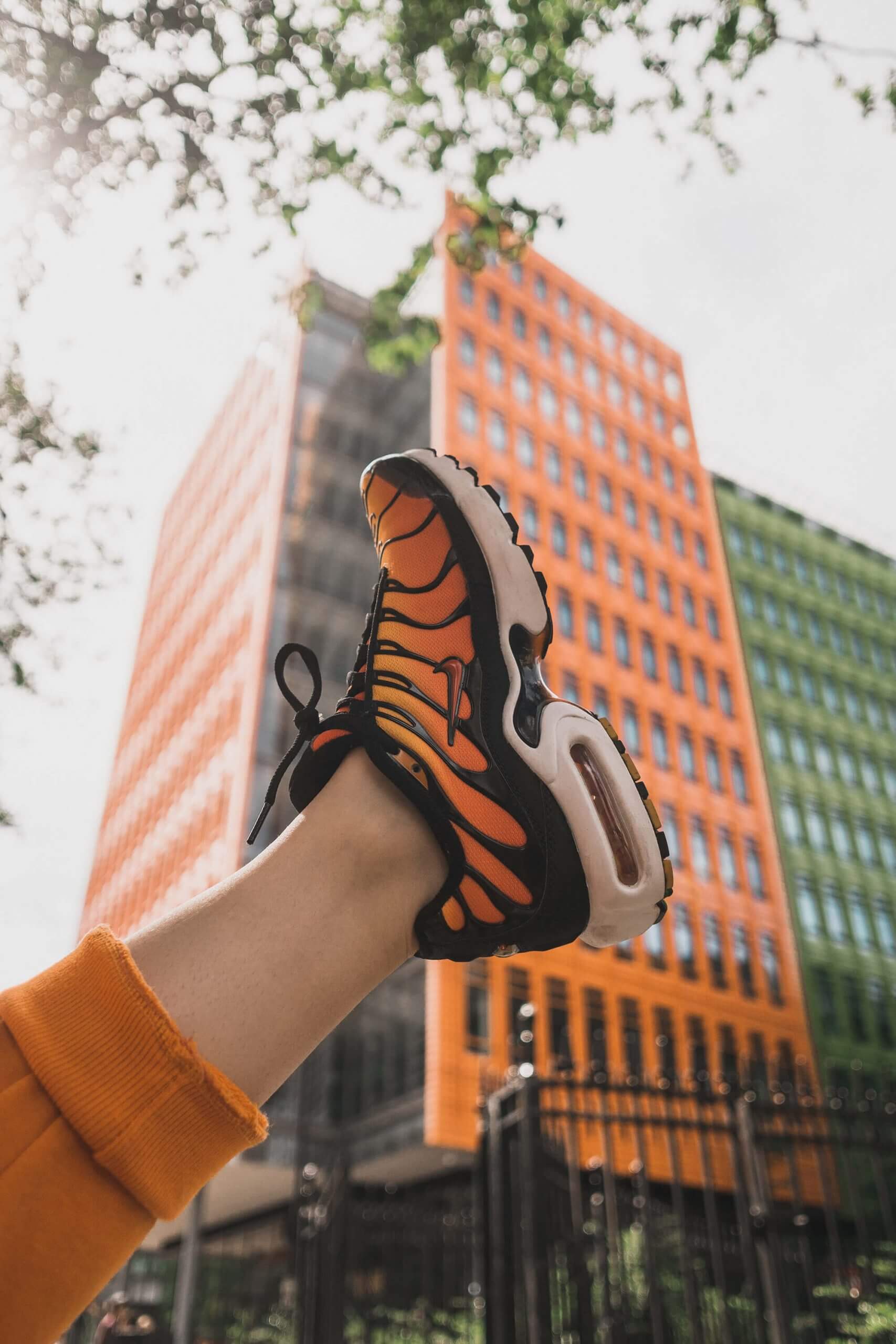 collins lesulie iytUeOqHfVk unsplash scaled 1