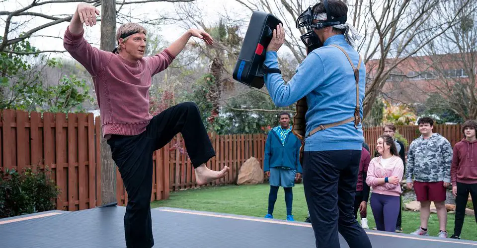 Cobra Kai Sexta Temporada ja esta sendo escrita