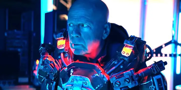 Cosmic Sin Cropped 5 piores filmes de ficção científica de 2021 (de acordo com o Rotten Tomatoes)