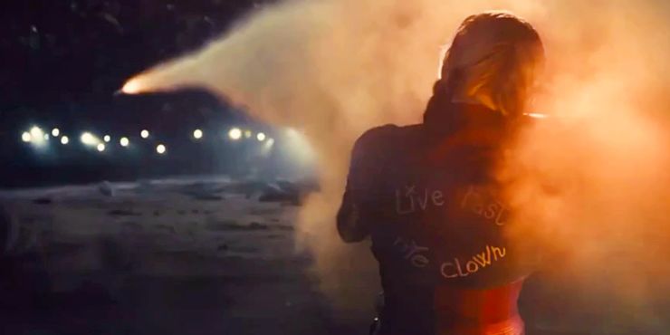 Harley Quinn in The Suicide Squad Fantasia do Esquadrão Suicida 2 de Harley Quinn foi inspirada em seu visual Arkham City