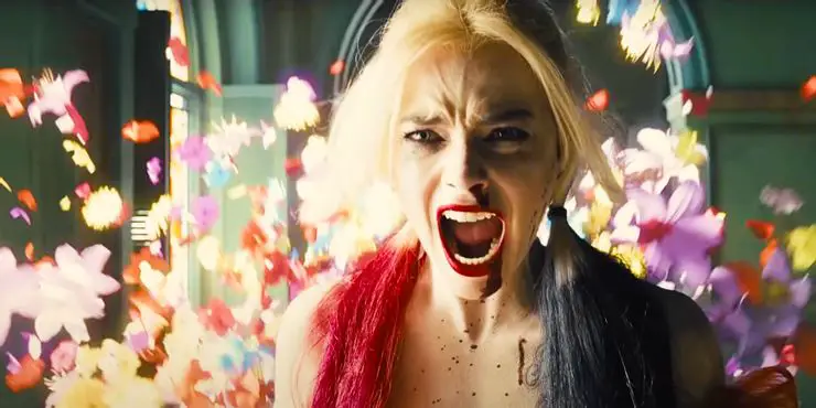 Margot Robbie as Harley Quinn in The Suicide Squad O Esquadrão Suicida deixa 11 grandes perguntas sobre a Força-Tarefa X