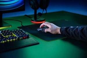 NagaX2020SGStudio4 300x200 Razer: Empresa lançou mouse MMO ainda mais leve, o Naga X