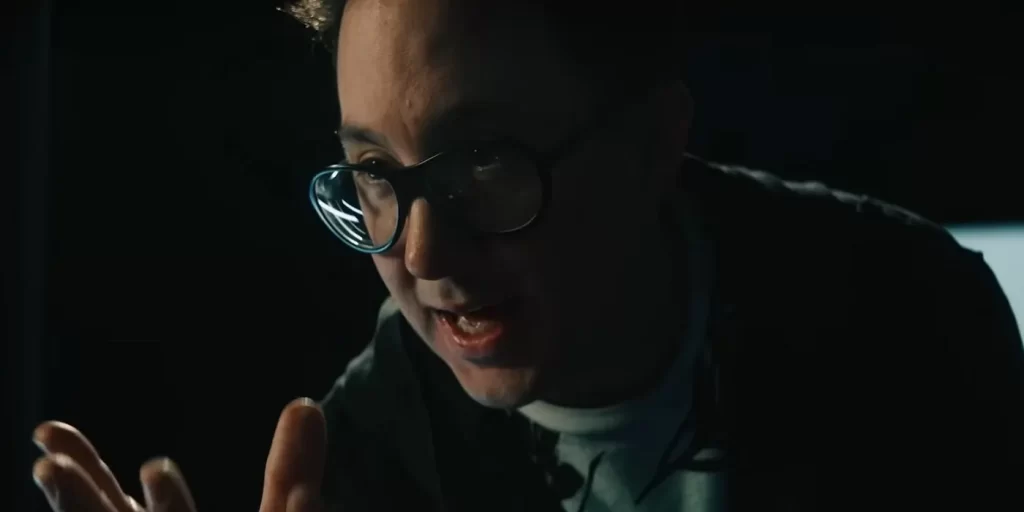 P. J. Byrne Como Adam Bourke gen v