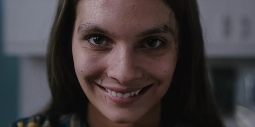 Por que a entidade faz suas vitimas sorrirem Por que a entidade faz suas vítimas sorrirem?