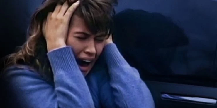 Strange Voices Film Still 10 filmes da Netflix que destacam a saúde mental