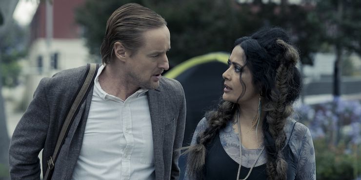 bliss owen wilson selma hayek Cropped 5 piores filmes de ficção científica de 2021 (de acordo com o Rotten Tomatoes)