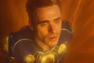 Chloé Zhao Reflete sobre as Lições do Controverso Filme Eternals