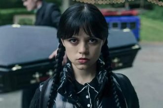 Gwendoline Christie Retorna como Larissa Weems em Wednesday Season 2 Part II