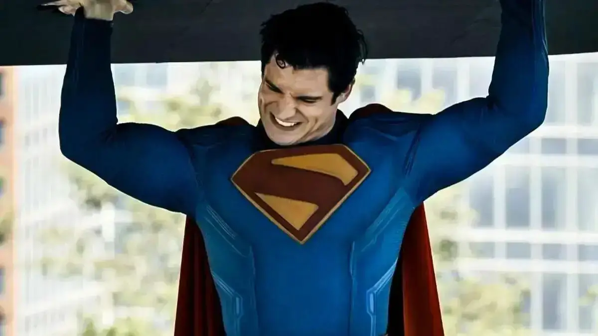 Por que Superman (2025) não atingiu 1 bilhão nas bilheteiras?