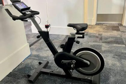 Bowflex IC SE: A Alternativa Acessível ao Peloton para Exercícios em Casa
