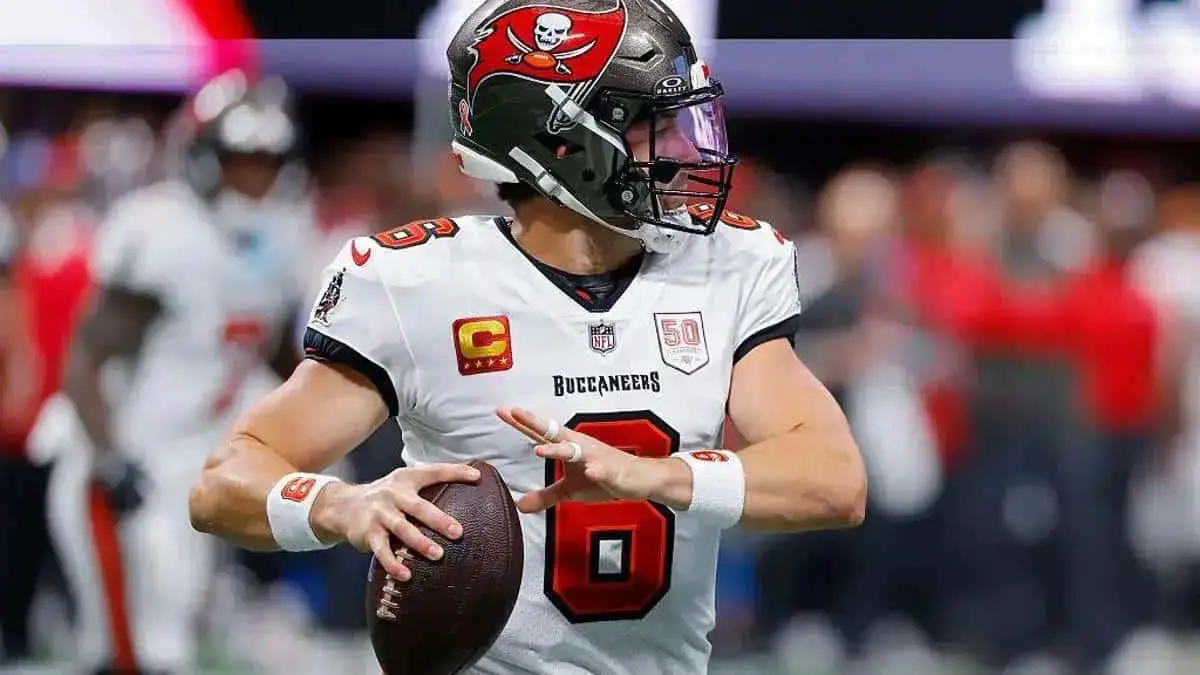 Como Assistir ao Monday Night Football: Buccaneers vs. Texans e Chargers vs. Raiders