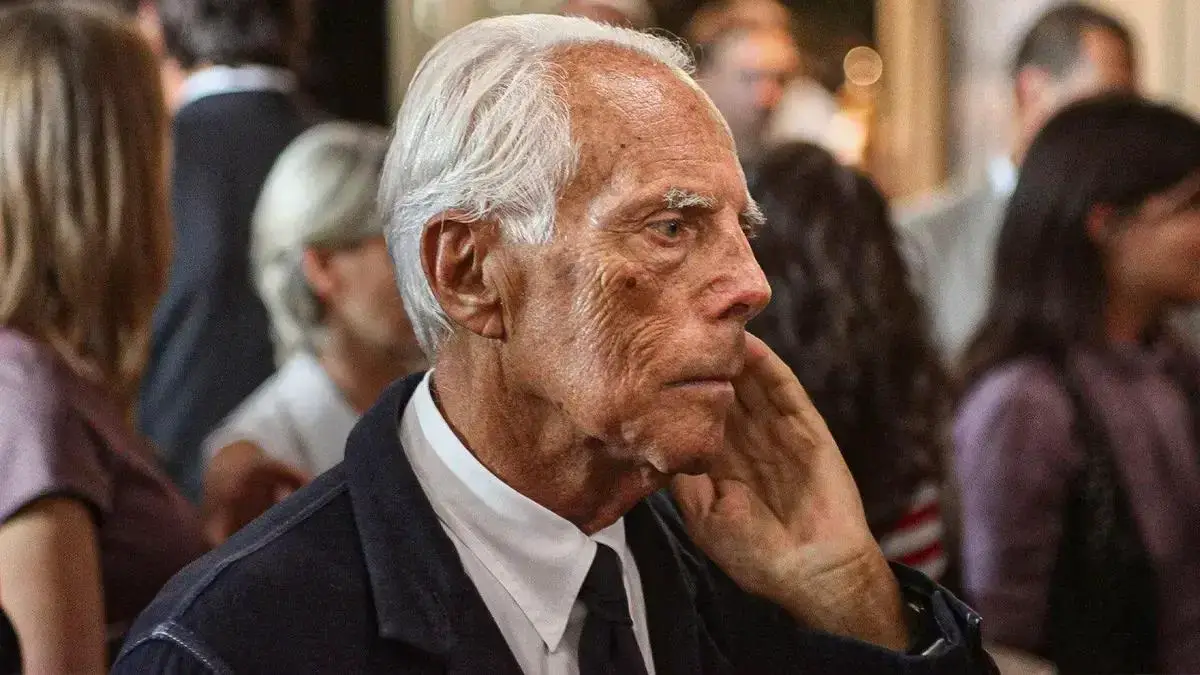 Morre Giorgio Armani: O legado do ícone da moda aos 91 anos