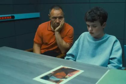 Philip Barantini conquista Emmy com direção inovadora na série Adolescência