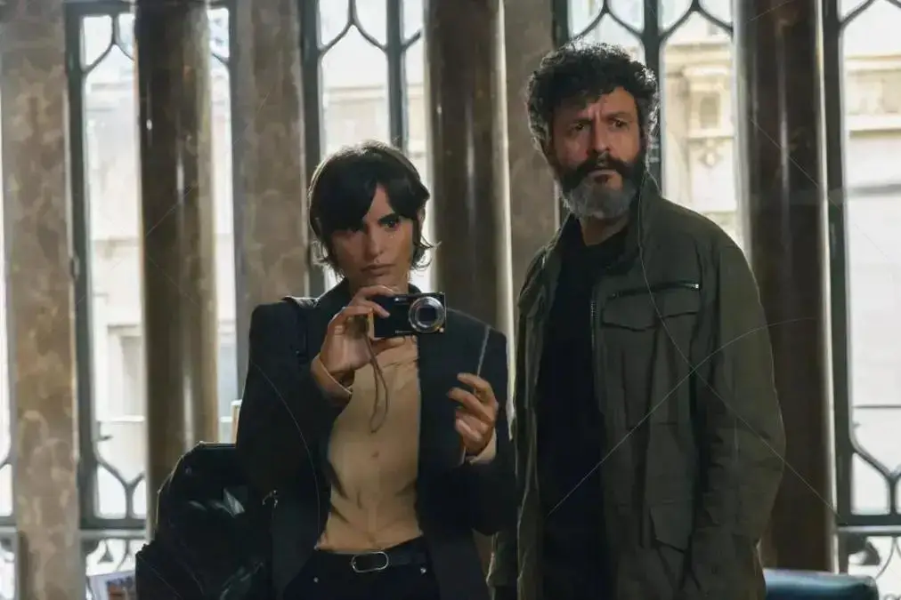 Cidade das Sombras homenageia atriz Verónica Echegui em todos os episódios