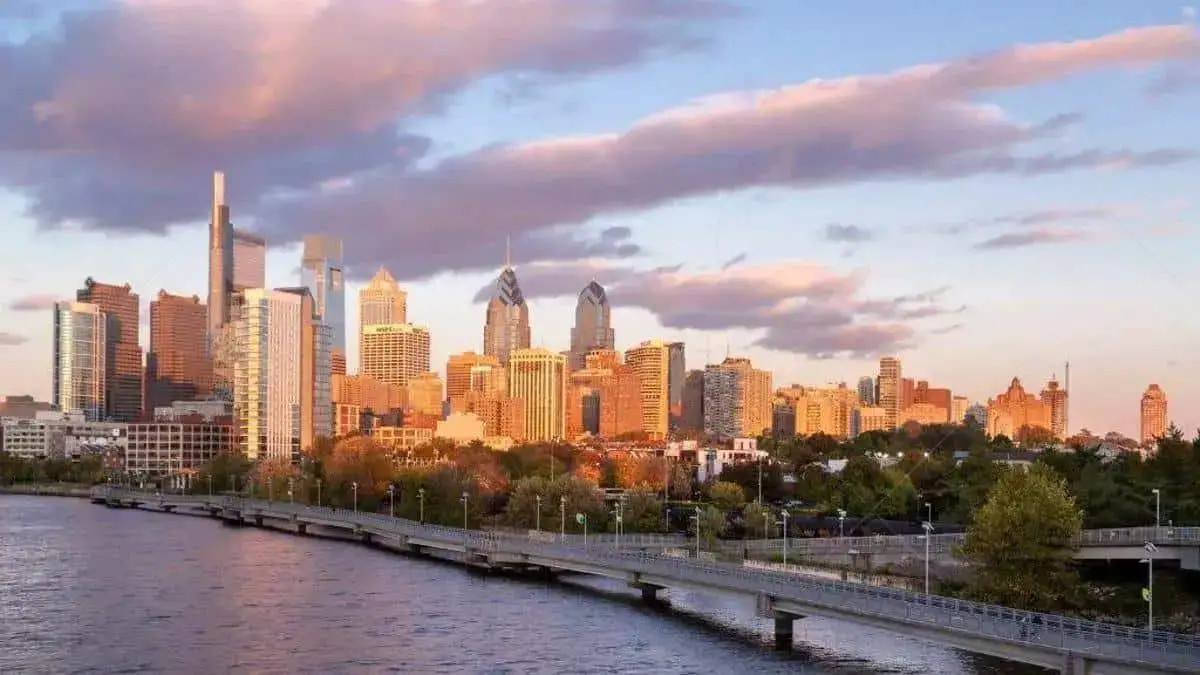 Os melhores provedores de internet em Philadelphia: fibra, 5G e preços competitivos