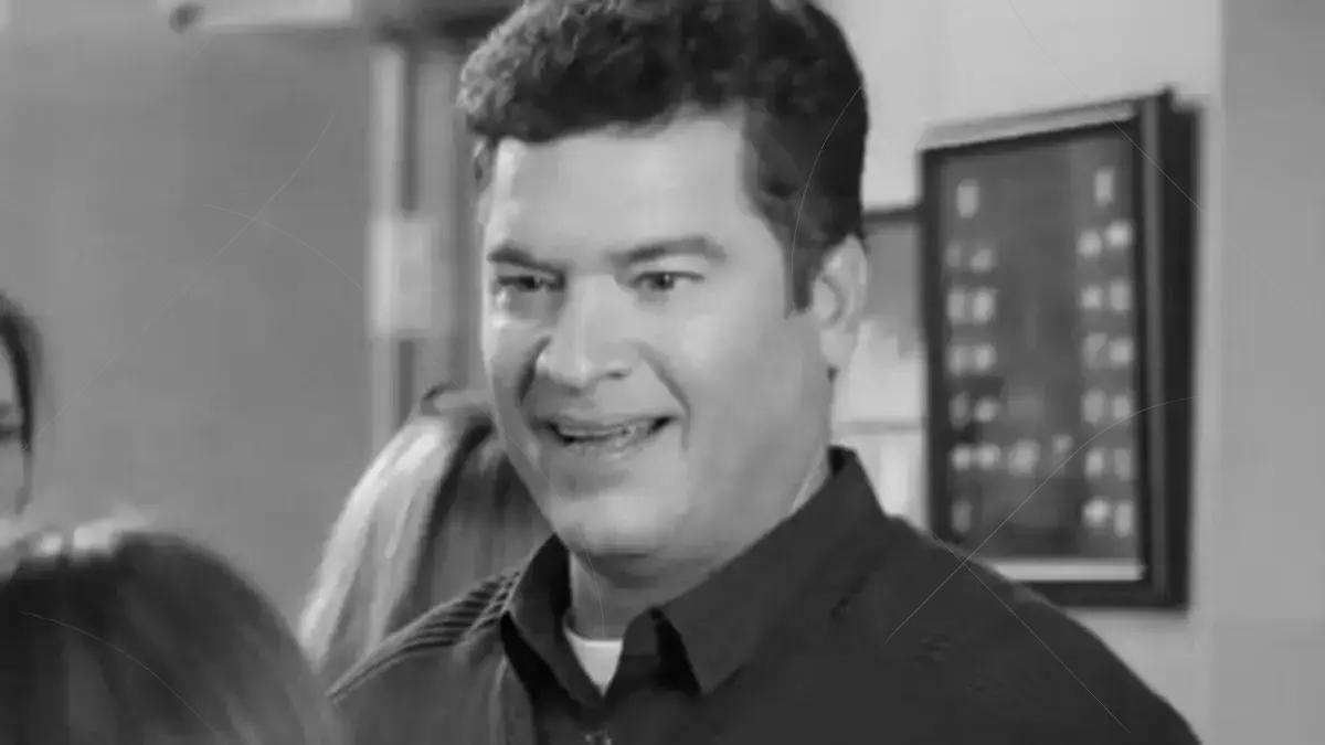 Pat Finn, astro de The Middle e Friends, morre após luta contra o câncer