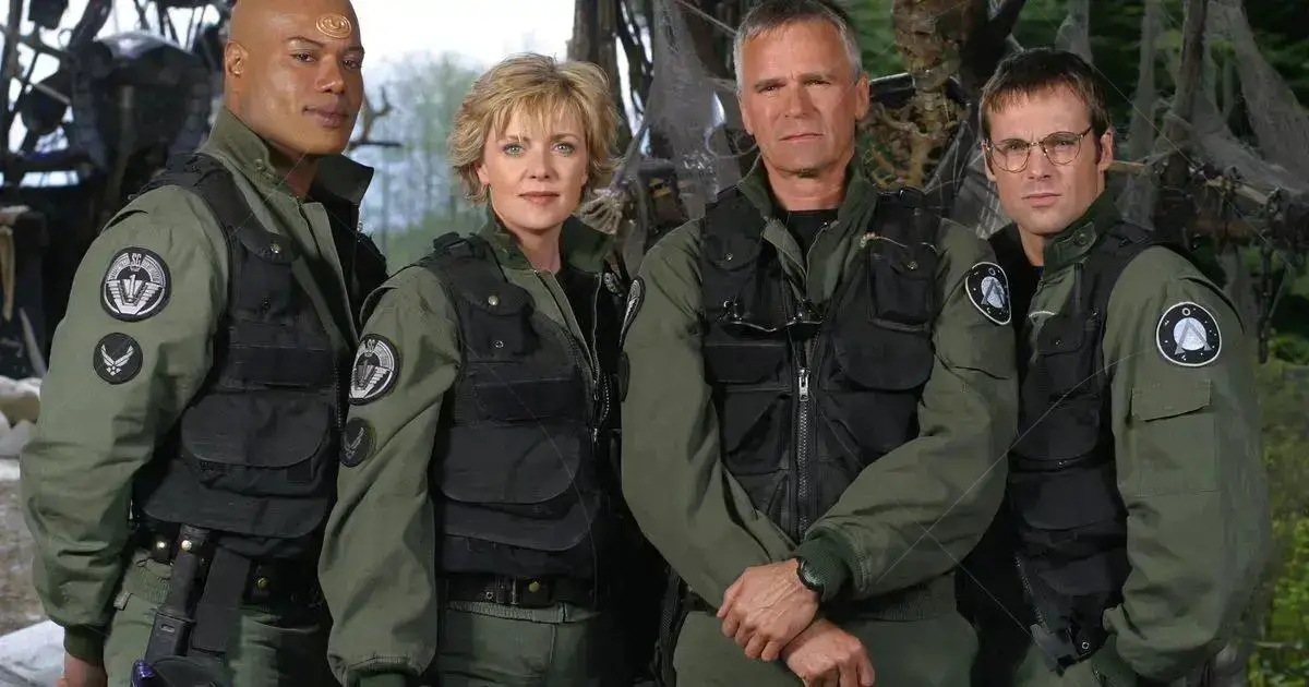 Stargate SG-1 retorna à Netflix: um guia completo do clássico sci-fi
