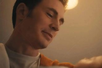 Vingadores: Doutor Destino promete retorno épico de Steve Rogers e Doutor Destino