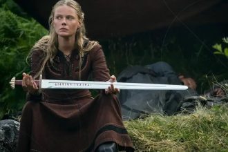 Atriz de Vikings: Valhalla quer ser a próxima Mulher-Maravilha do DCU