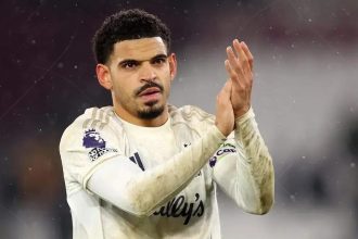 Como assistir ao jogo Wrexham x Nottingham Forest e não perder nenhum lance da FA Cup