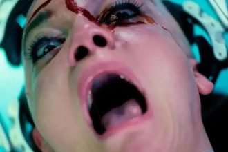 Lauren LaVera é torturada no trailer de 'Twisted', novo terror do diretor de 'Jogos Mortais 2'