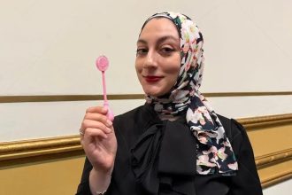 Lollipop Star: O pirulito que toca música na sua cabeça por condução óssea