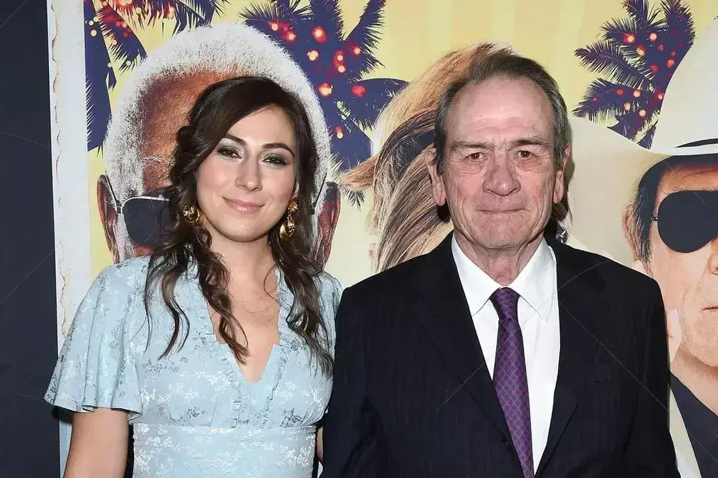 Victoria Jones, filha de Tommy Lee Jones, morre aos 34 anos em hotel de San Francisco