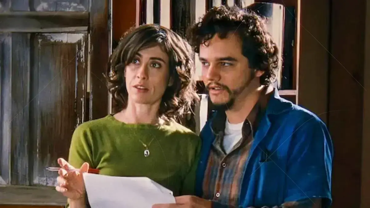 Wagner Moura e Fernanda Torres juntos em clássica comédia brasileira na Netflix