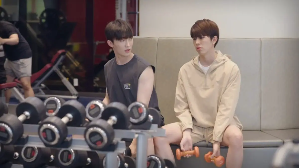 eccentric romance 8 1772183789