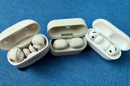 fones de ouvido com cancelamento de ruído