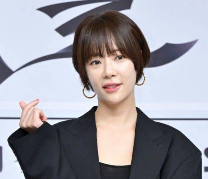 Hwang Jung Eum