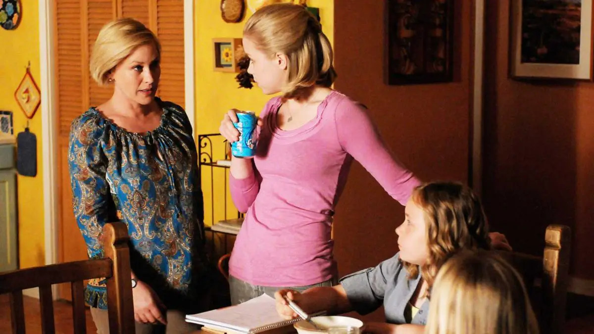 Allison DuBois with Her Children in Medium