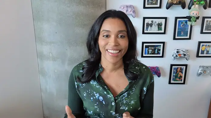 Sarah Bond xbox interv screenshot