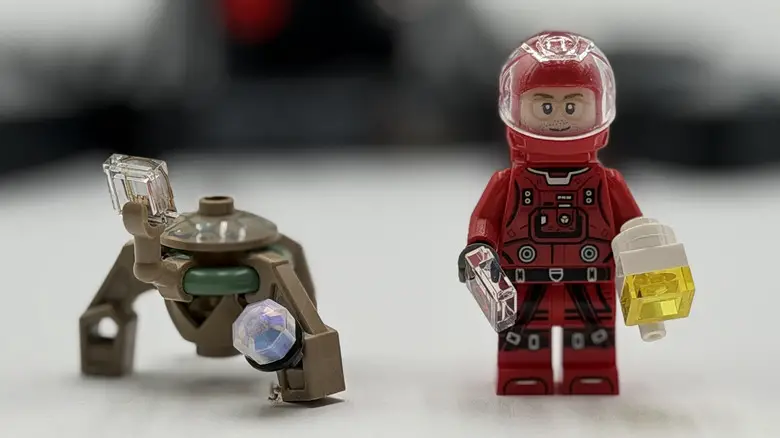 The LEGO minifigure versions of Rocky and Ryland Grace from Project Hail Mary