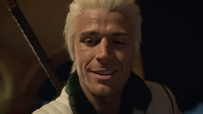 Smoke smiling, pleased with himself, in One Piece