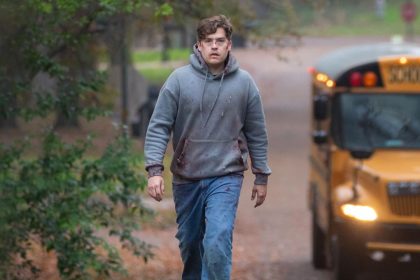 Josh Duhamel, Dylan Sprouse, Neglected, David Lipper, filme