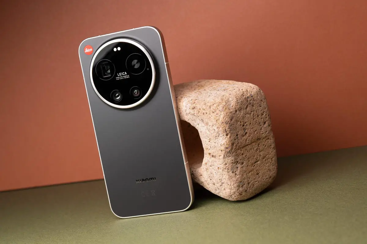 Image of a Leica Xiaomi phone