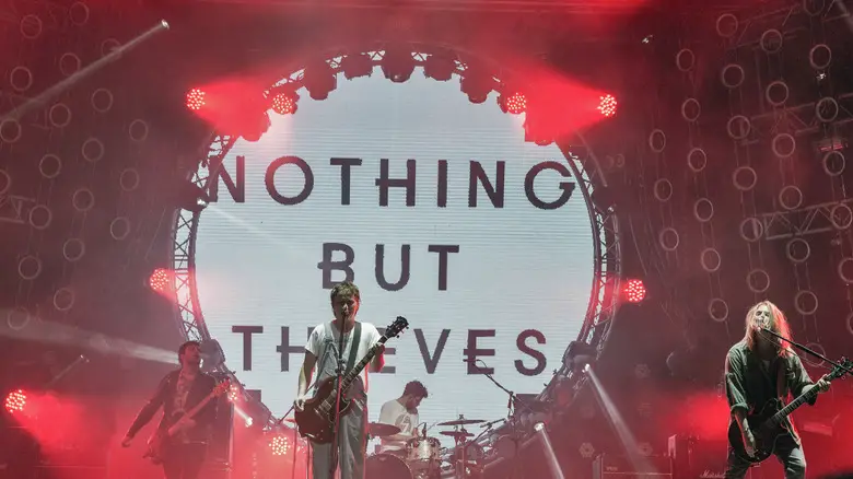 Nothing but Thieves performing at a concert