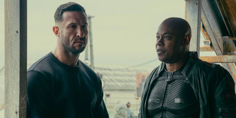 Pablo Schreiber as John and Bokeem Woodbine as Soren talking on Aleria in Halo season