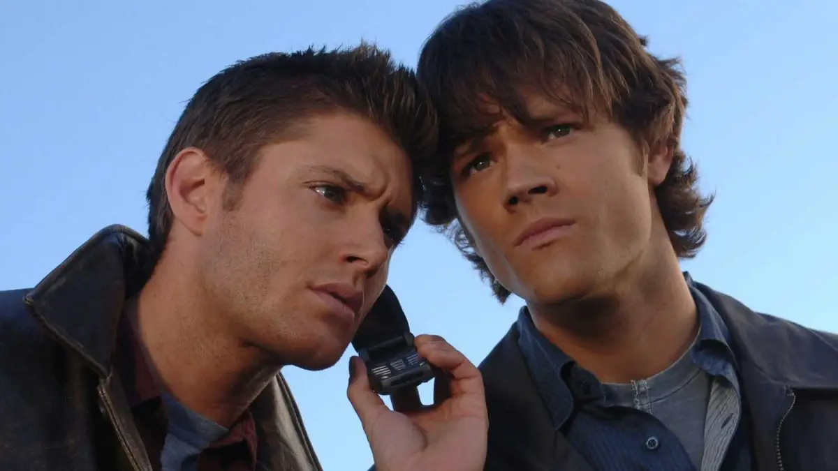 Dean and Sam share a phone