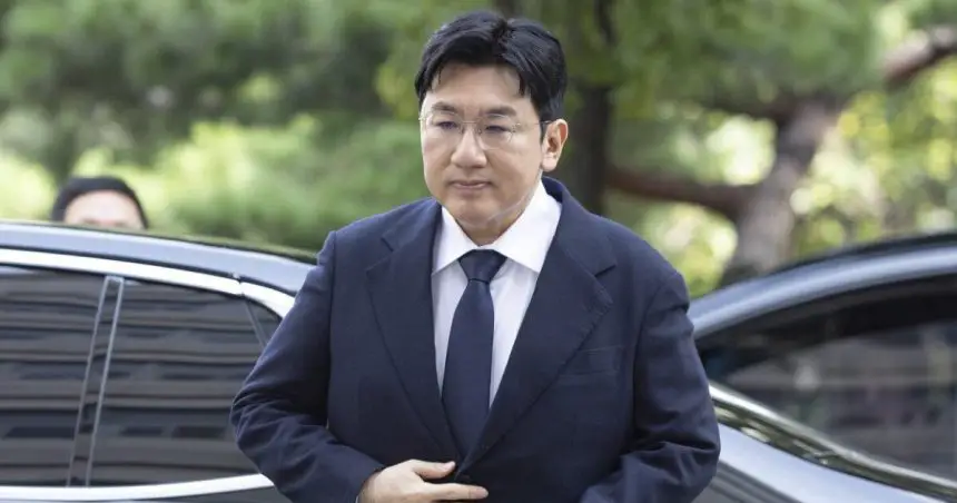 Mandado de Prisão para Bang Si Hyuk: Acusações Explosivas - Bang Si Hyuk