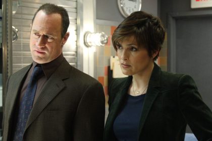 Cena de Beijo de Benson e Stabler em ‘SVU’ Revelada - Benson e Stabler