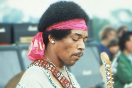 Jimi Hendrix: O Gênio que Redefiniu a Guitarra - Jimi Hendrix