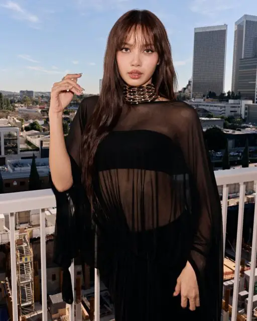 lalalalisa_m_1768281882_3808946957667364744_8012033210_10