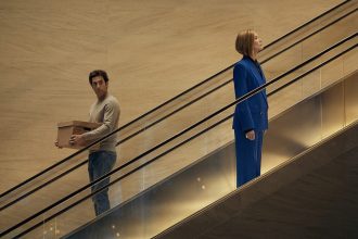 Sacha Baron Cohen em Mundo Sem Patriarcado: Imperdível!