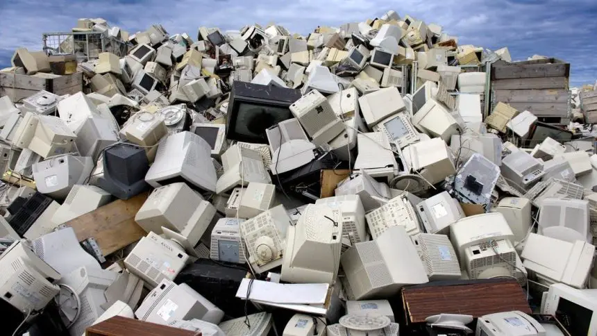 Desapegue de Gadgets Antigos: Reciclagem Sem Custo - reciclagem de gadgets