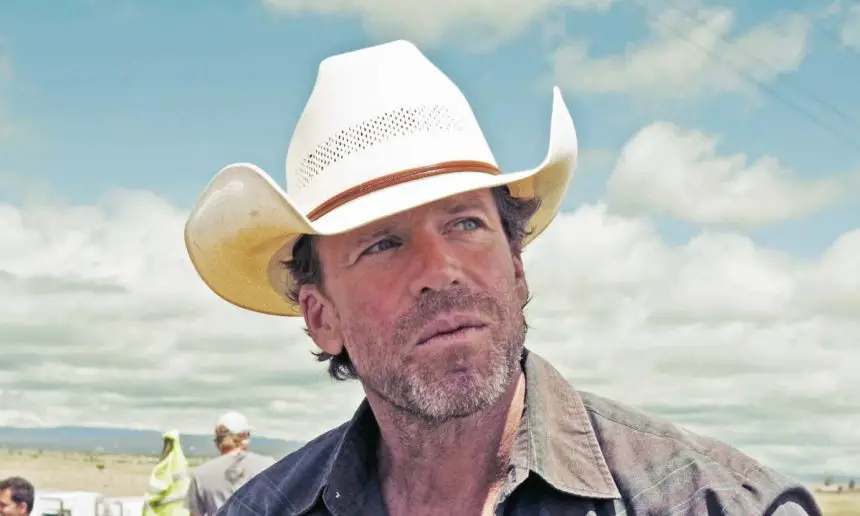 Taylor Sheridan e a Nova Parceria com NBCUniversal 35 Taylor Sheridan