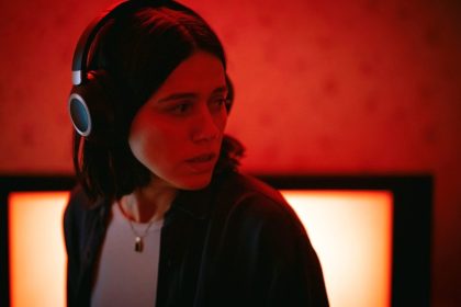 Undertone: O Filme de Terror que Está Deixando Todos em Suspense - Undertone