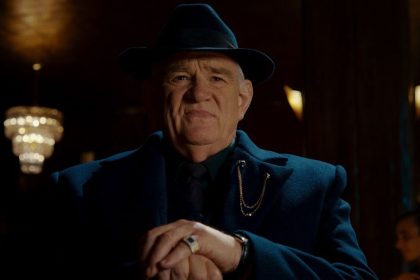 Imagem da nova série de detetive do Prime Video